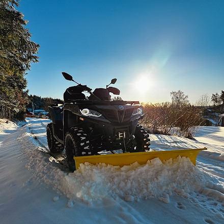 4 ting du bør vurdere før du kjøper en snøplog til ATV-en din