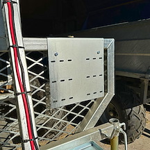 Redskapholder for ATV tømmerhenger / lastevogn