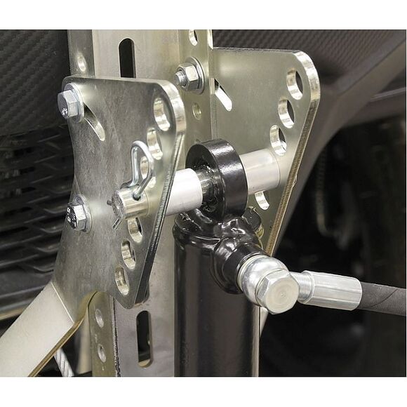 Iron Baltic (IB) Plogløftadapter Suzuki LTA 500/750 2019+