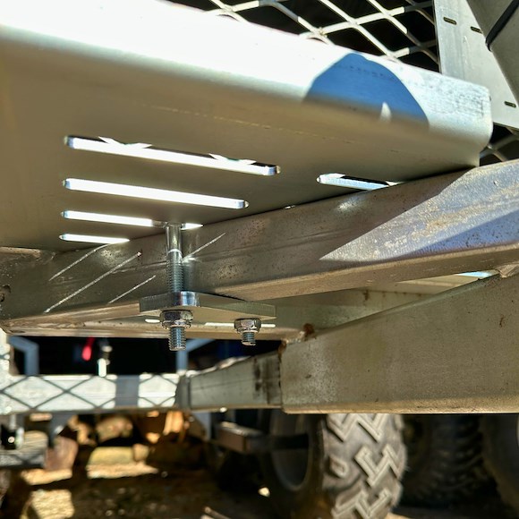 ATV-PRO Batteriholder for ATV tømmerhenger / lastevogn