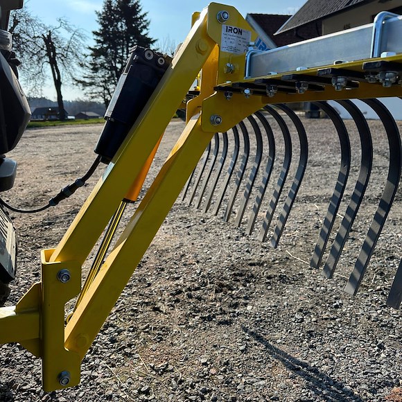 Iron Baltic (IB) Rake for IB Tool Carriers