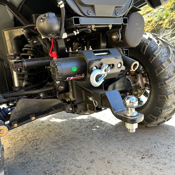 ROUGHWORX Vinsj bak Polaris med 2-tommers tilhengerfeste